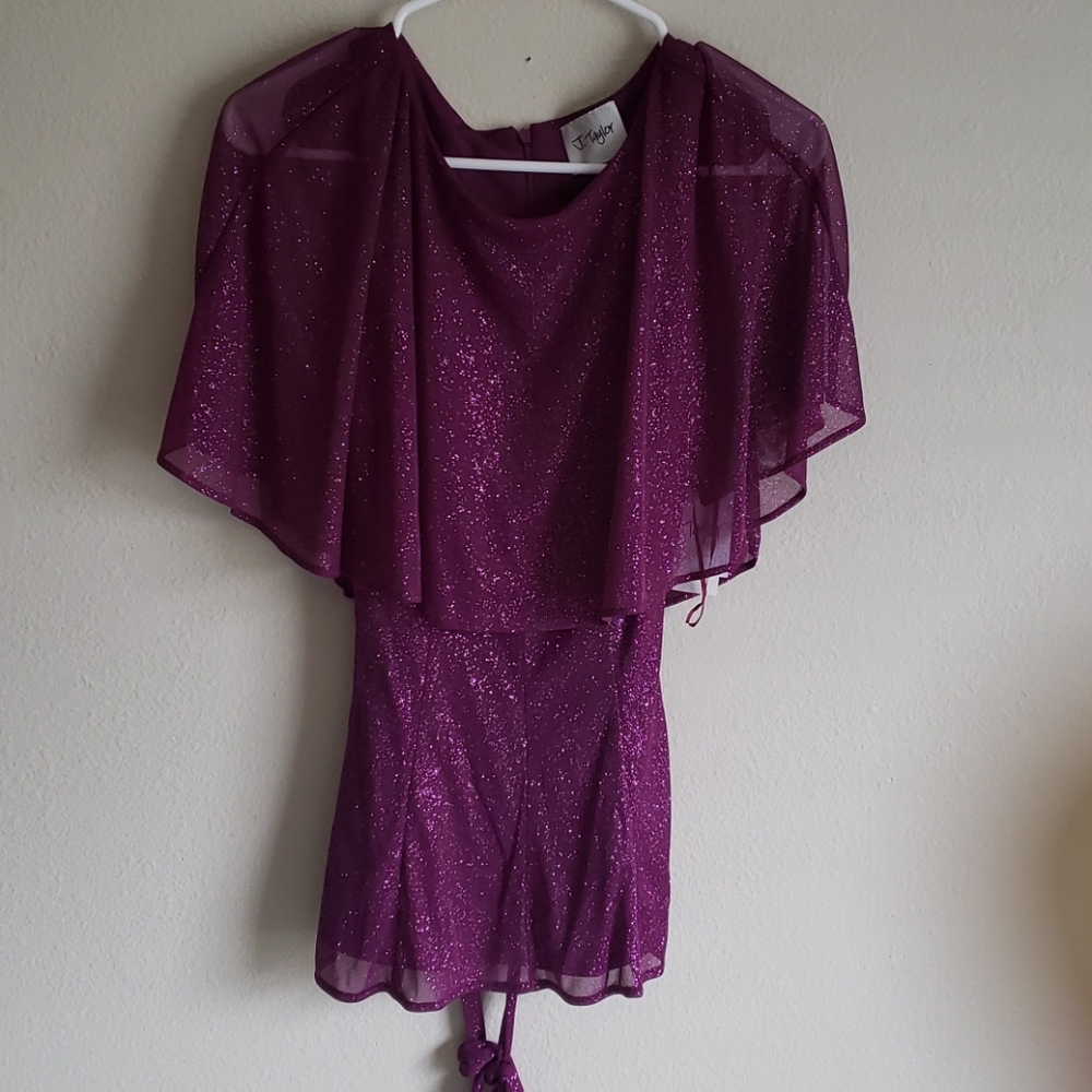 J. Taylor 💜 Plum shimmery blouse